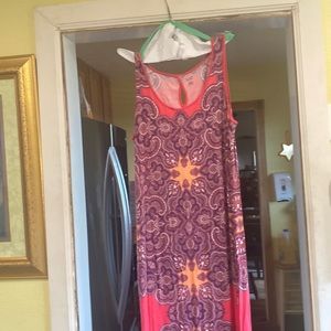 Long dress, short sleeves,